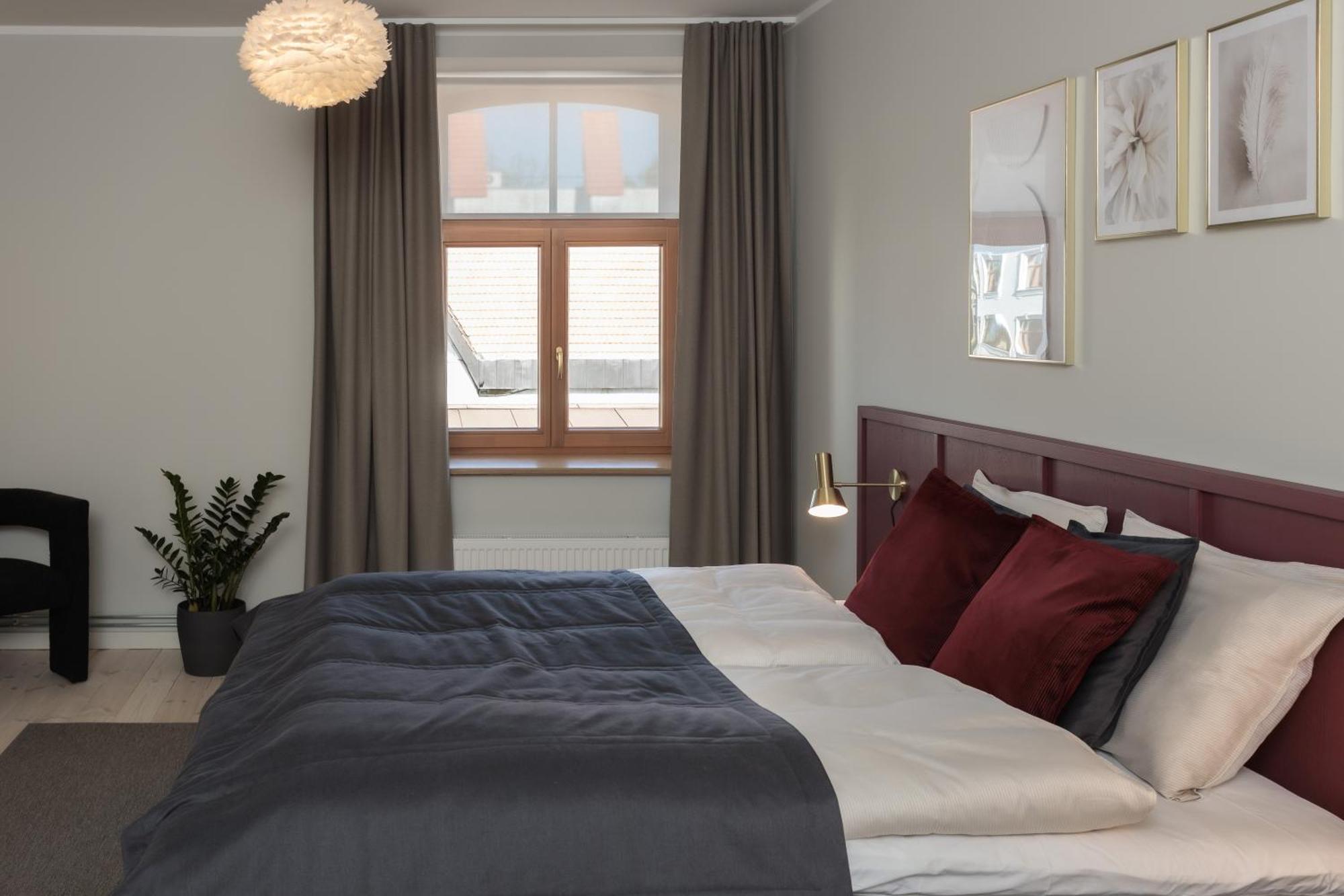 Centra Nams - Center Apartments Cesis Bagian luar foto